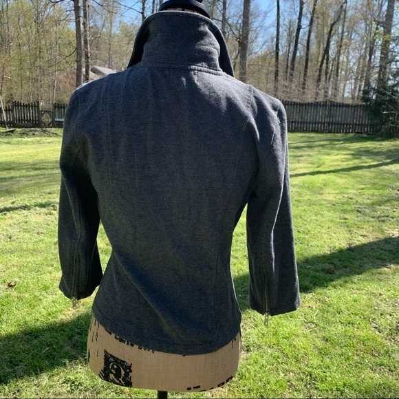 Forever 21 Jacket Size Medium - Picture 5 of 6